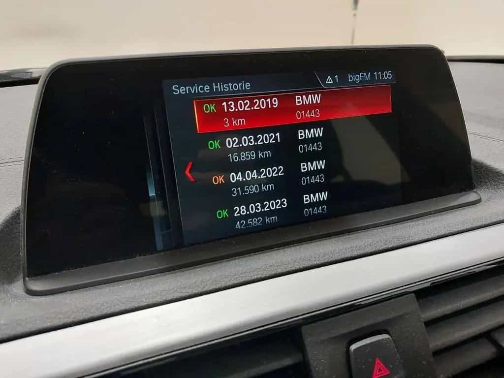 BMW 118 i Edition M-SPORT SHADOW+NAVI+LED+SHZ+PDC+BT 05/2019-photo-14