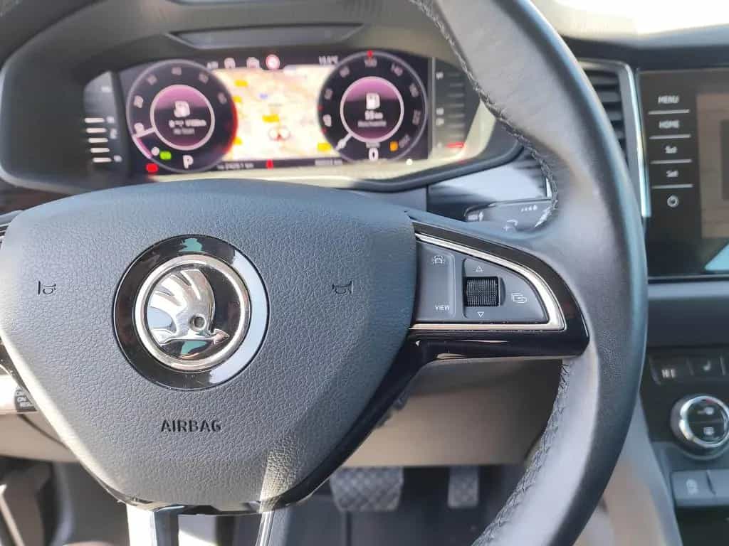 Skoda Kodiaq Drive 125 4x4 *AHK*KAM*LED*4xSH* 06/2020-photo-17
