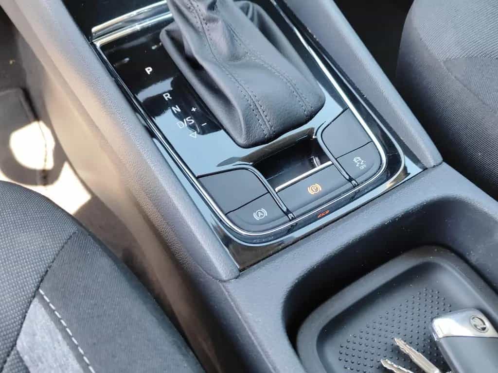 Skoda Kodiaq Drive 125 4x4 *AHK*KAM*LED*4xSH* 06/2020-photo-27