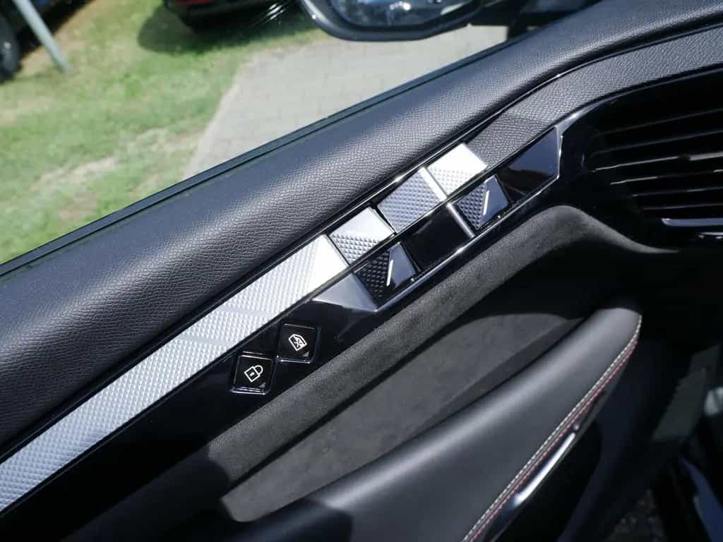 DS Automobiles DS4 PureTech 130 Performance Line PDC KAMERA LED 06/2023-photo-5