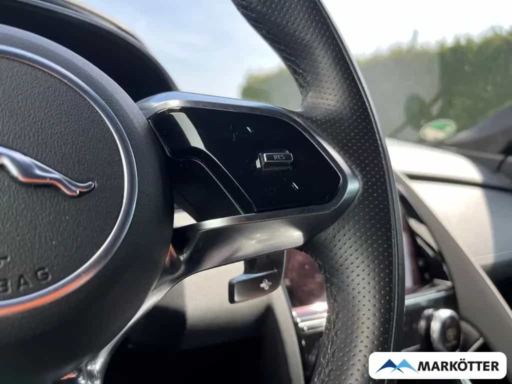 Jaguar E-Pace D200 R-Dynamic AWD SE ACC/AHK/360°/Pano 12/2021-photo-11
