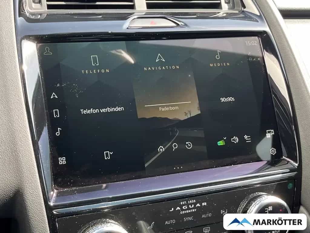 Jaguar E-Pace D200 R-Dynamic AWD SE ACC/AHK/360°/Pano 12/2021-photo-19