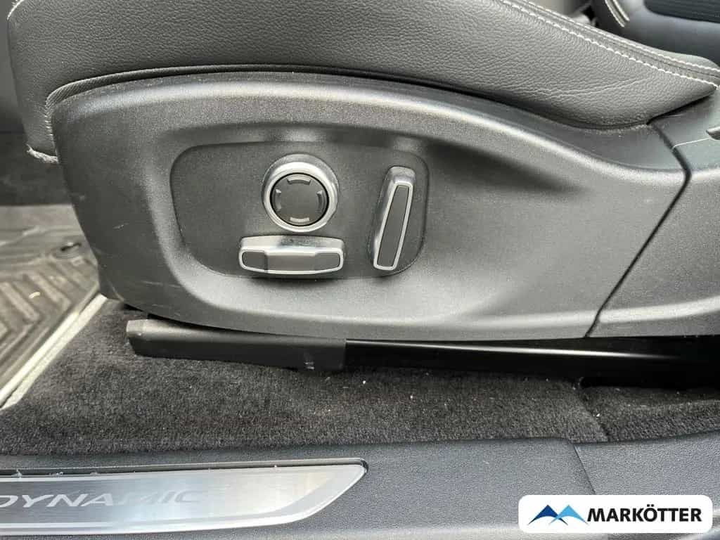 Jaguar E-Pace D200 R-Dynamic AWD SE ACC/AHK/360°/Pano 12/2021-photo-35