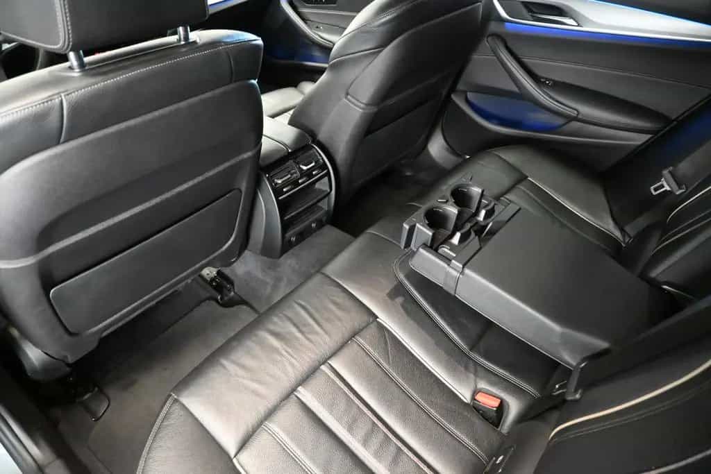 BMW 5 Series 540 d xDrive M Sport *RFK*HUD*AHK*KEYLESS* 09/2017-photo-16
