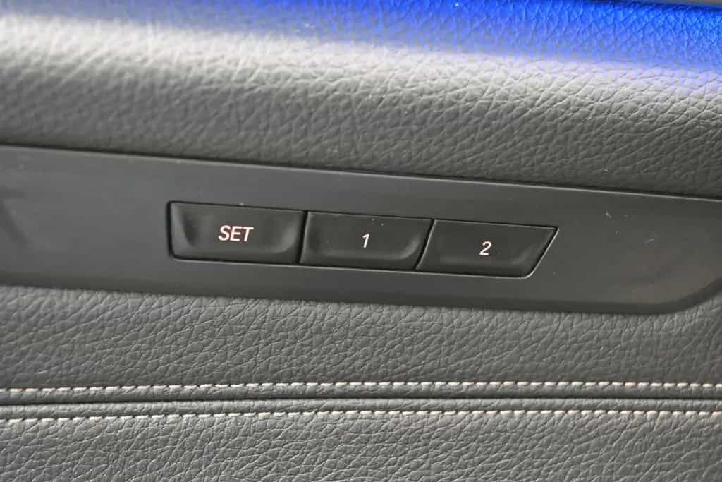 BMW 5 Series 540 d xDrive M Sport *RFK*HUD*AHK*KEYLESS* 09/2017-photo-24