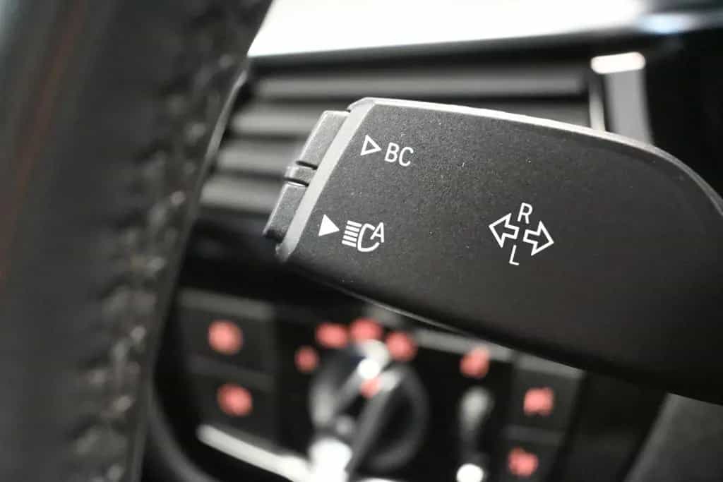 BMW 5 Series 540 d xDrive M Sport *RFK*HUD*AHK*KEYLESS* 09/2017-photo-26