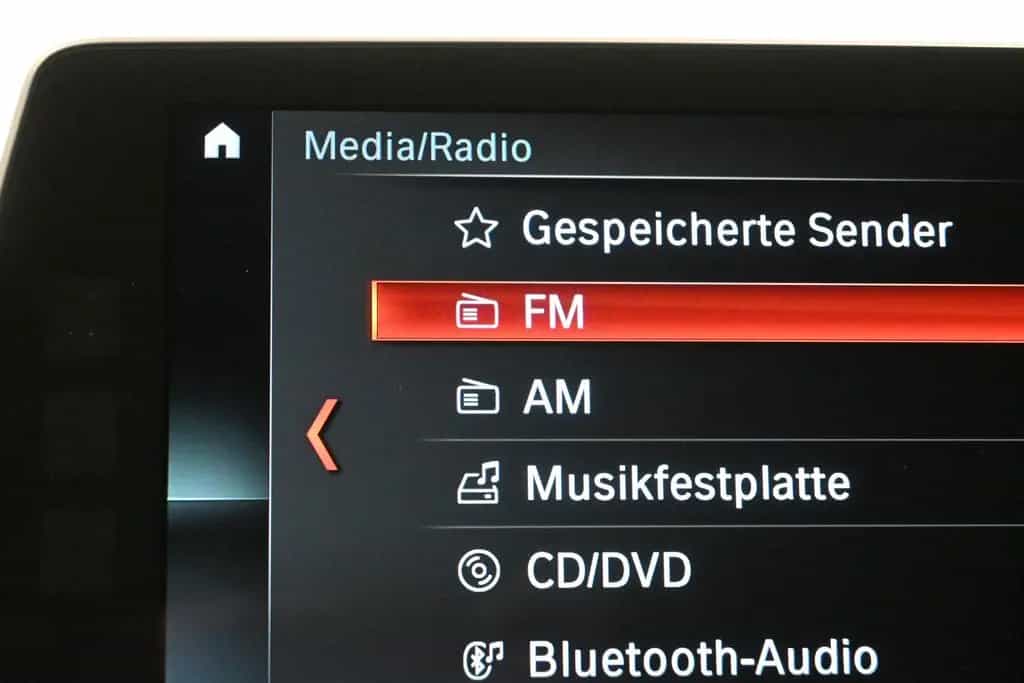 BMW 5 Series 540 d xDrive M Sport *RFK*HUD*AHK*KEYLESS* 09/2017-photo-36