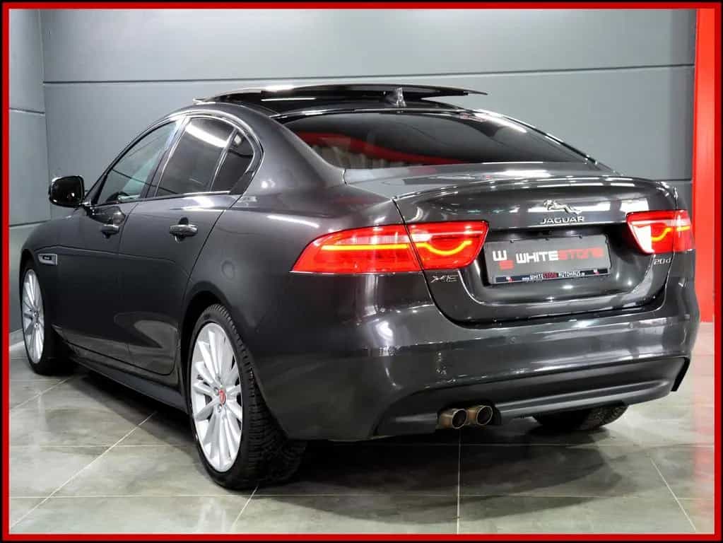 Jaguar XE 2.0d R-Sport Aut Panorama Leder R.Cam 03/2016-photo-6