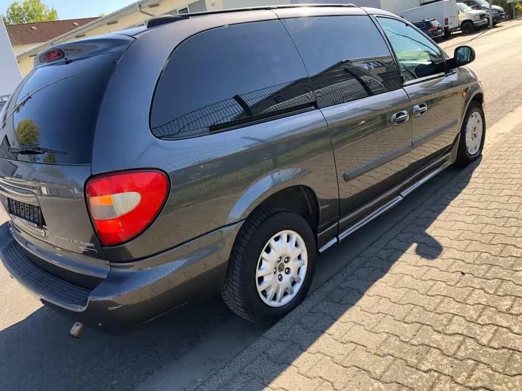 Chrysler Grand Voyager Behindertenger FR. ... 07/2007-photo-1