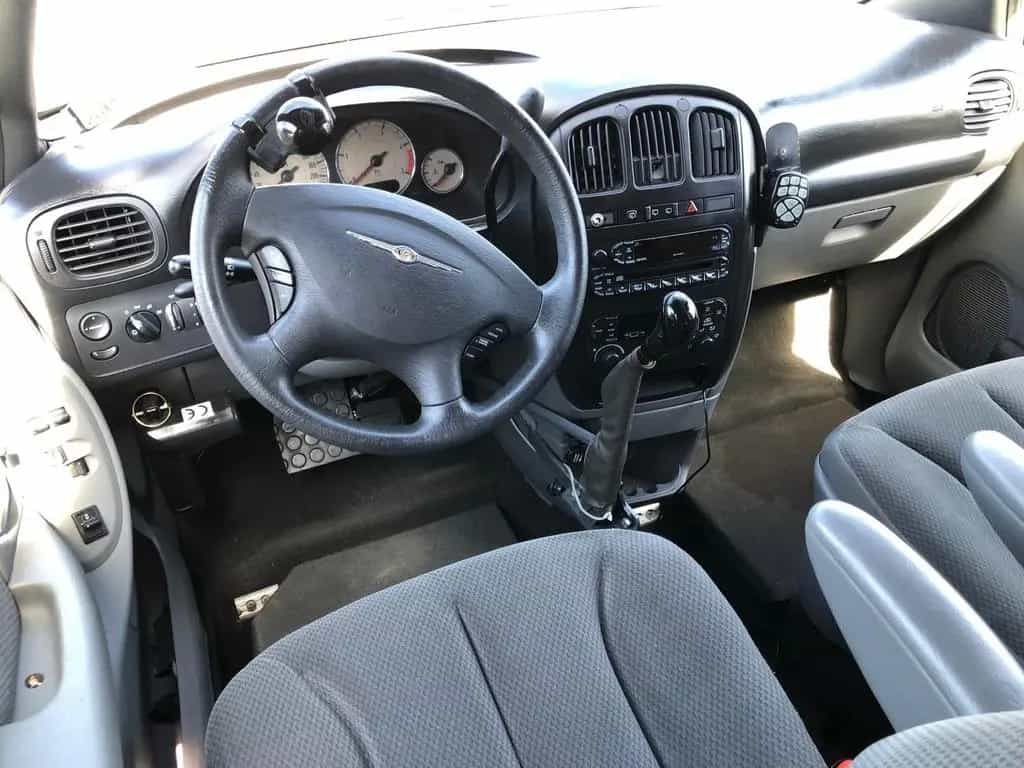 Chrysler Grand Voyager Behindertenger FR. ... 07/2007-photo-11