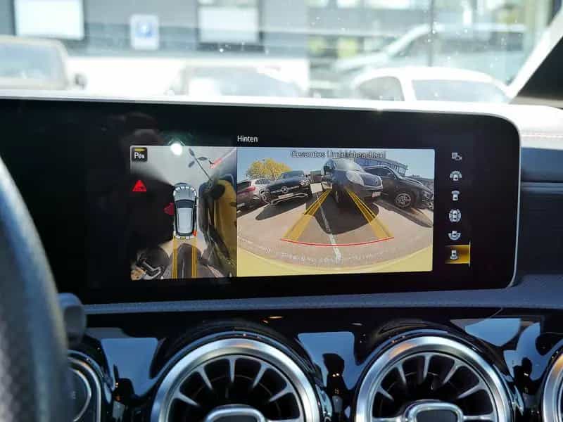 Mercedes-Benz CLA 220 Shooting Brake CLA 220 SB AMG Night Multib Navi Distr Pano 360° 09/2019-photo-11