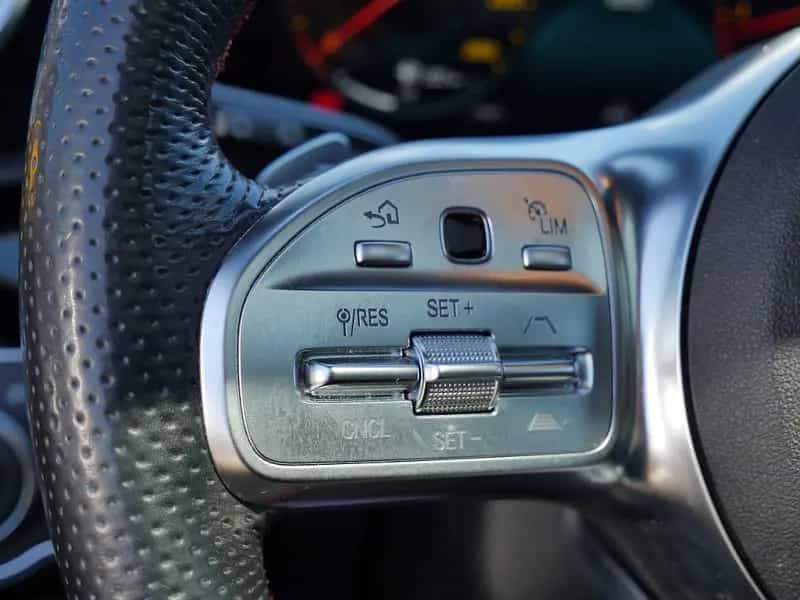 Mercedes-Benz CLA 220 Shooting Brake CLA 220 SB AMG Night Multib Navi Distr Pano 360° 09/2019-photo-18