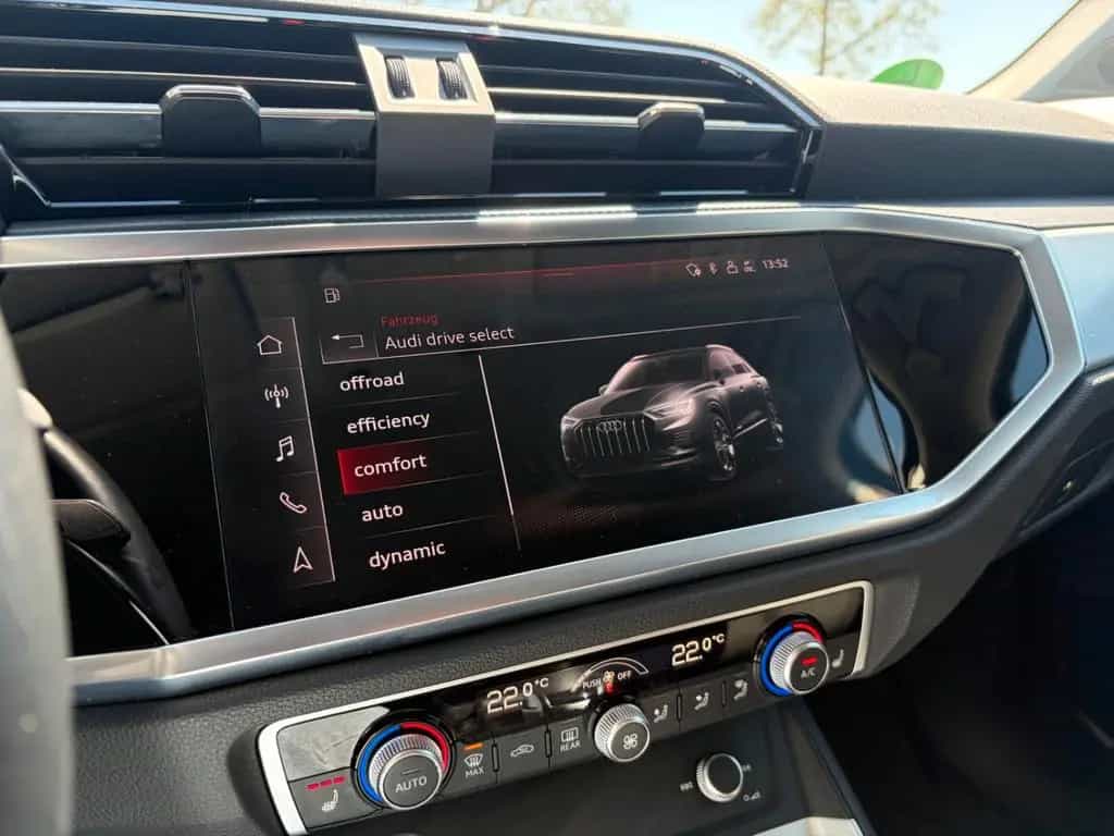 Audi Q3 40 TDI quattro advanced S-Tr. LED Lane Optik 02/2021-photo-39