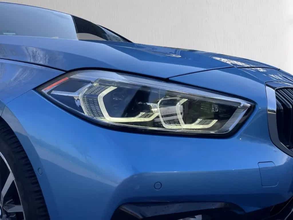 BMW 118 d Sport Line Navi LED H&K HUD Schiebedach Me 07/2019-photo-10