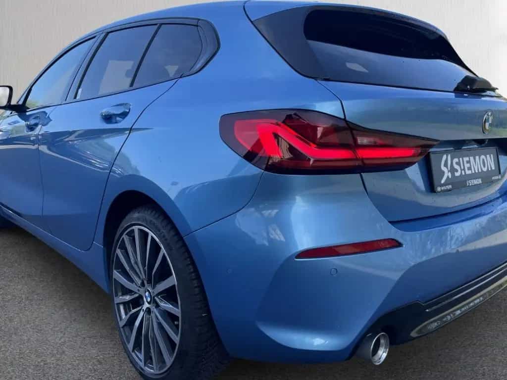 BMW 118 d Sport Line Navi LED H&K HUD Schiebedach Me 07/2019-photo-11