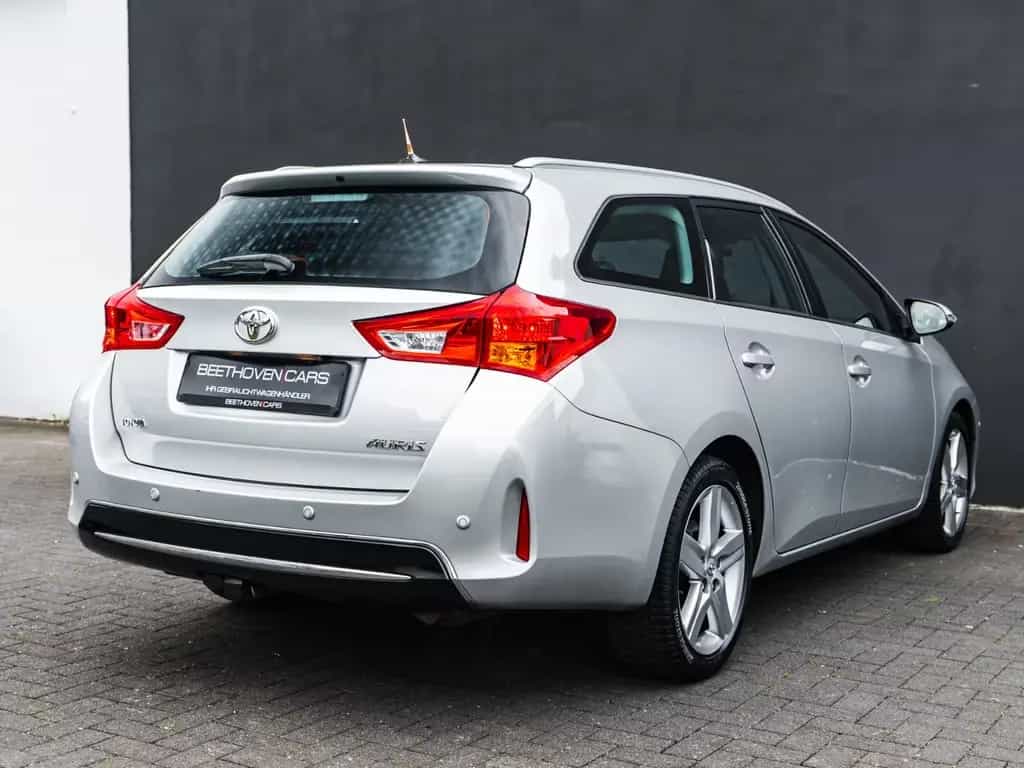 Toyota Auris 1.6 VALVEMATIC MULTIDRIVE S TOURING SPORTS 01/2015-photo-4
