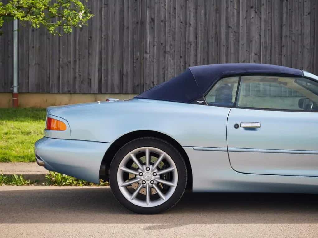 Aston Martin DB7 Vantage Volante V12 // 35900km! 08/2001-photo-12