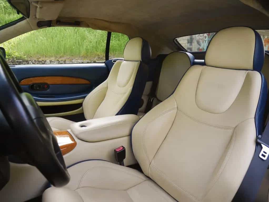 Aston Martin DB7 Vantage Volante V12 // 35900km! 08/2001-photo-24