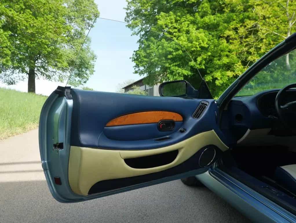 Aston Martin DB7 Vantage Volante V12 // 35900km! 08/2001-photo-26