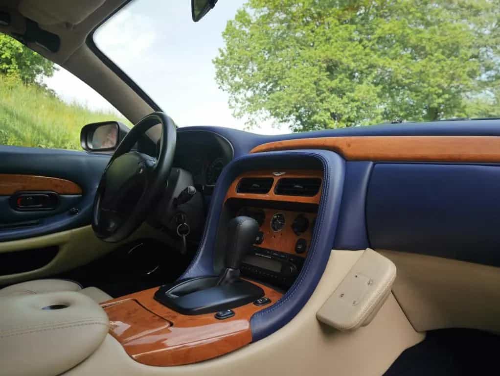 Aston Martin DB7 Vantage Volante V12 // 35900km! 08/2001-photo-28