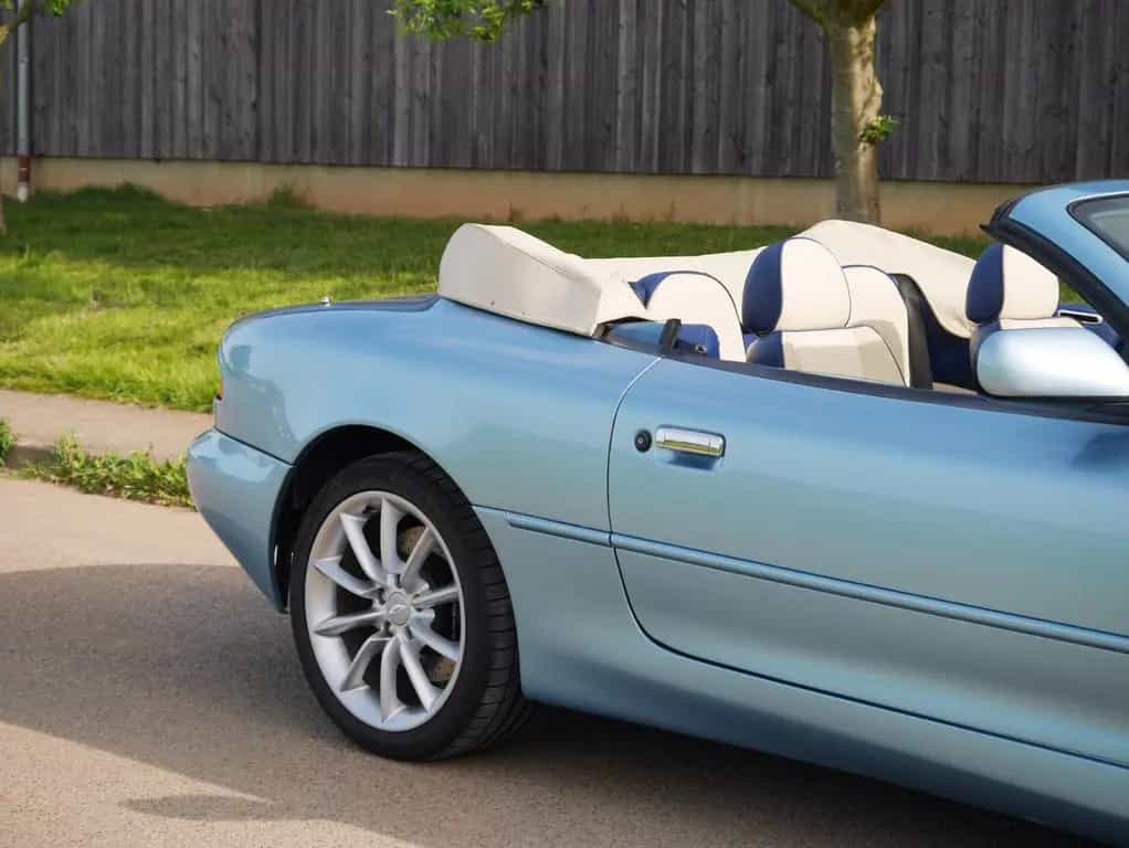 Aston Martin DB7 Vantage Volante V12 // 35900km! 08/2001-photo-8