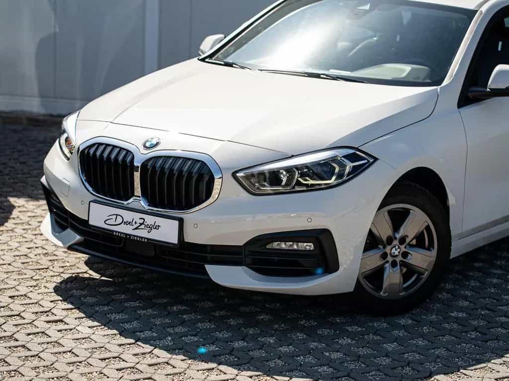 BMW 1 Series 118i Advantage LED SHZ PDC Klimaauto2Z Lordosen 04/2020-photo-3
