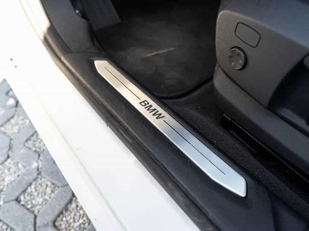 BMW 1 Series 118i Advantage LED SHZ PDC Klimaauto2Z Lordosen 04/2020-photo-8
