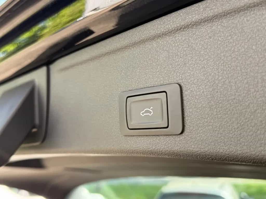 Audi A4 Avant sport *AHK* Xenon*Rückfahrkamera* 12/2017-photo-17