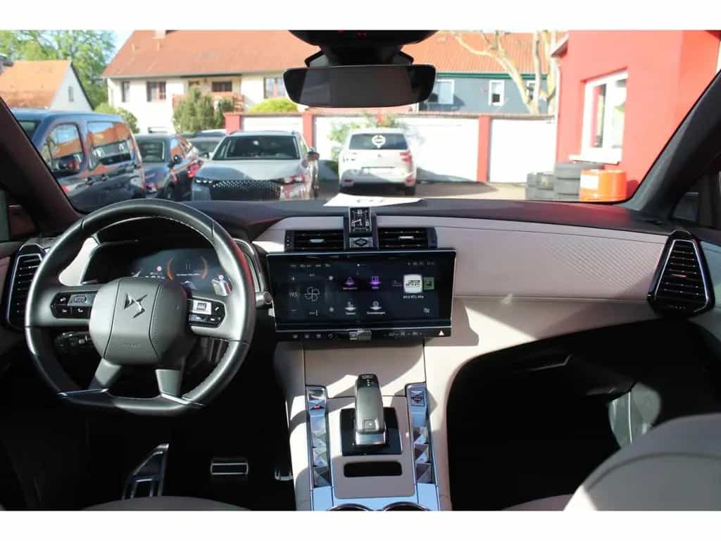 DS Automobiles DS7 (Crossback) DS7 Opera BHDi130 EAT8 Voll! Pano 360 Focal eHk 12/2024-photo-10