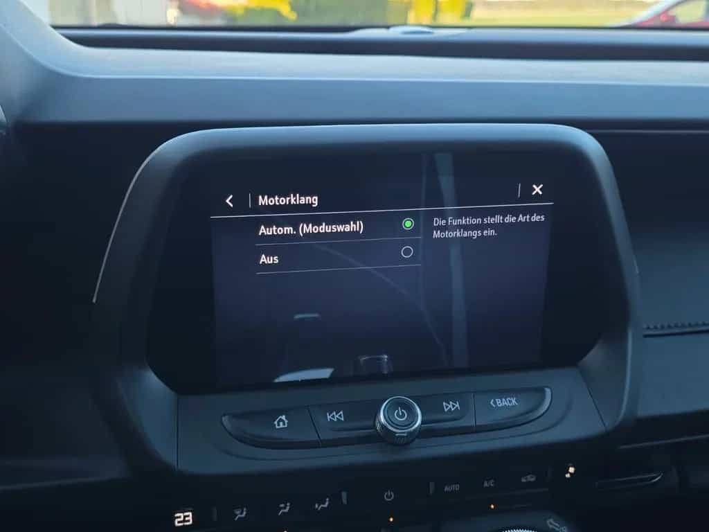 Chevrolet Camaro Coupé 2.0 / LED/CarPlay/20ZOLL/SHZ 05/2022-photo-24