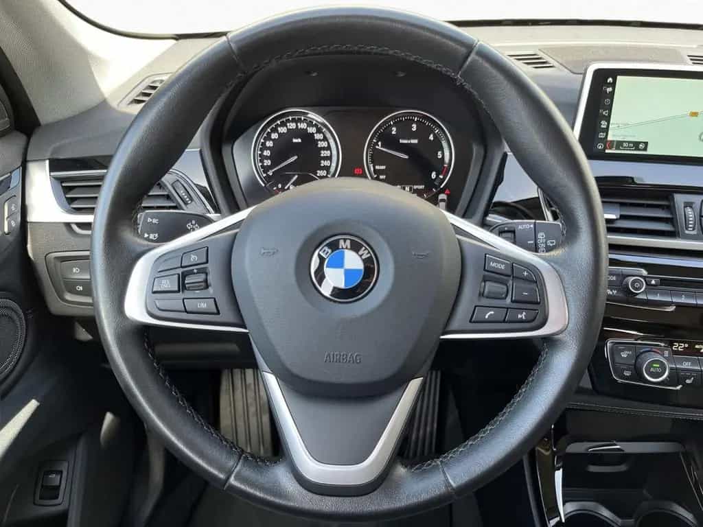 BMW X1 sDrive18d xLine AHK erw.LED Leder HUD H/K SHZ 07/2018-photo-13