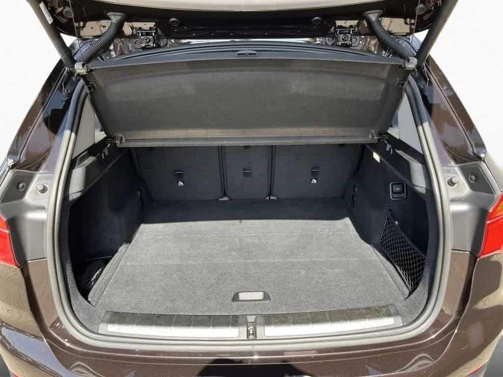 BMW X1 sDrive18d xLine AHK erw.LED Leder HUD H/K SHZ 07/2018-photo-15