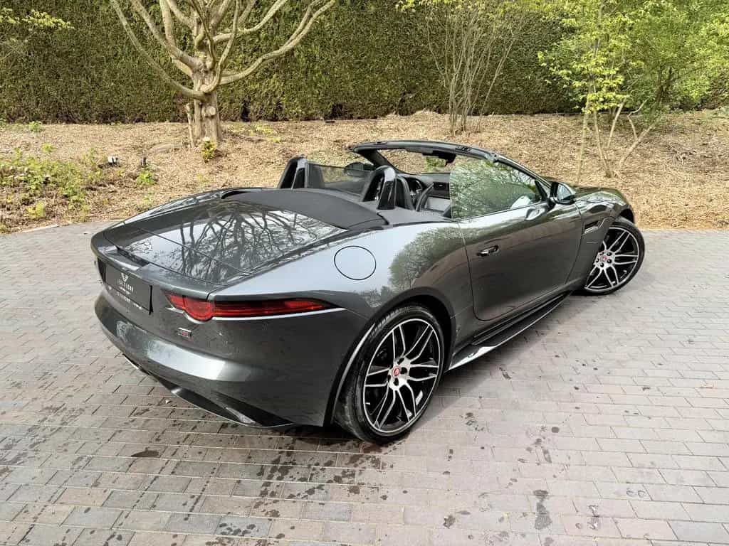 Jaguar Cabriolet Chequered Flag 01/2020-photo-18