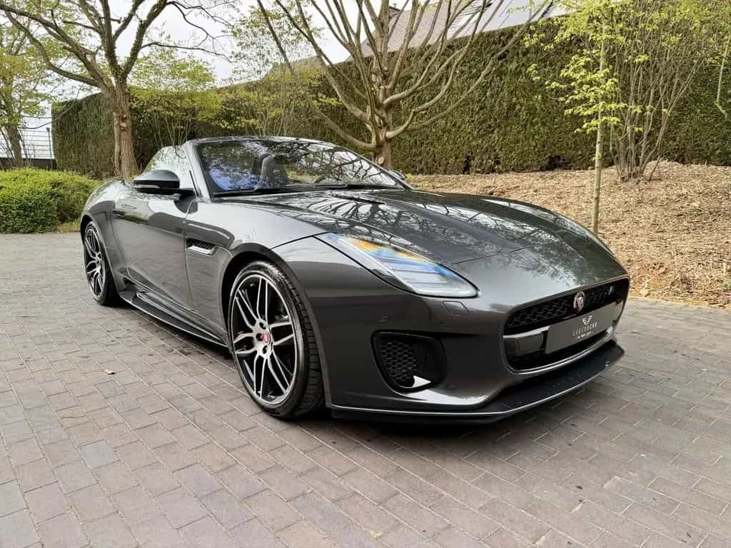 Jaguar Cabriolet Chequered Flag 01/2020-photo-22
