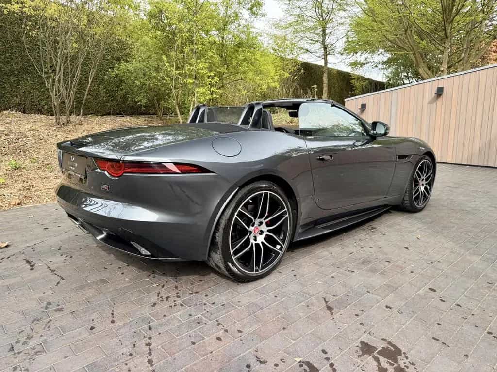 Jaguar Cabriolet Chequered Flag 01/2020-photo-23
