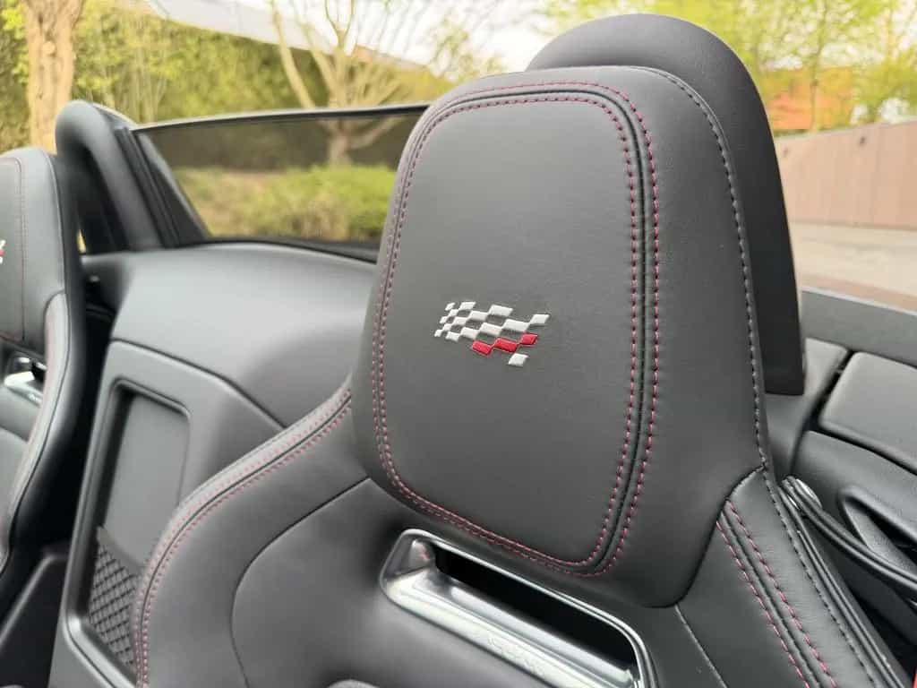 Jaguar Cabriolet Chequered Flag 01/2020-photo-27