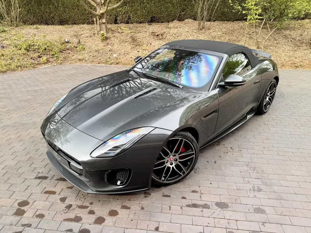 Jaguar Cabriolet Chequered Flag 01/2020-photo-4