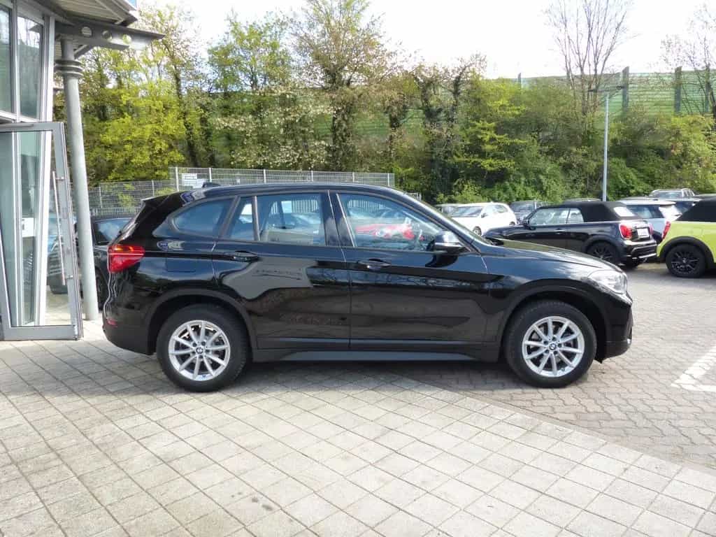 BMW X1 sDrive18i Aut., Navigation, DAB, Bluetooth 11/2020-photo-1