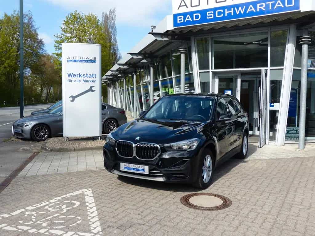 BMW X1 sDrive18i Aut., Navigation, DAB, Bluetooth 11/2020-photo-4