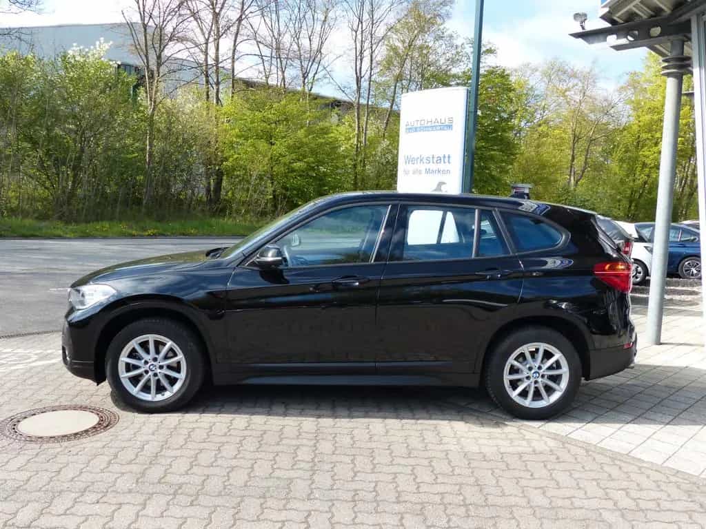BMW X1 sDrive18i Aut., Navigation, DAB, Bluetooth 11/2020-photo-5