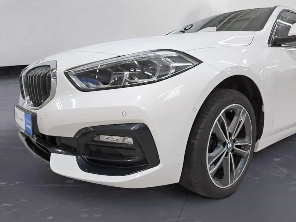 BMW 1 Series 118i Sport Line Panoramadach AHK NAVI LED PDC vo 04/2021-photo-12
