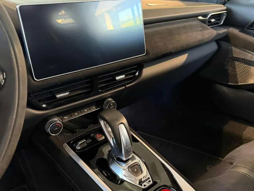 Lotus Emira First Edition Navi LED Einparkhilfe 04/2025-photo-10