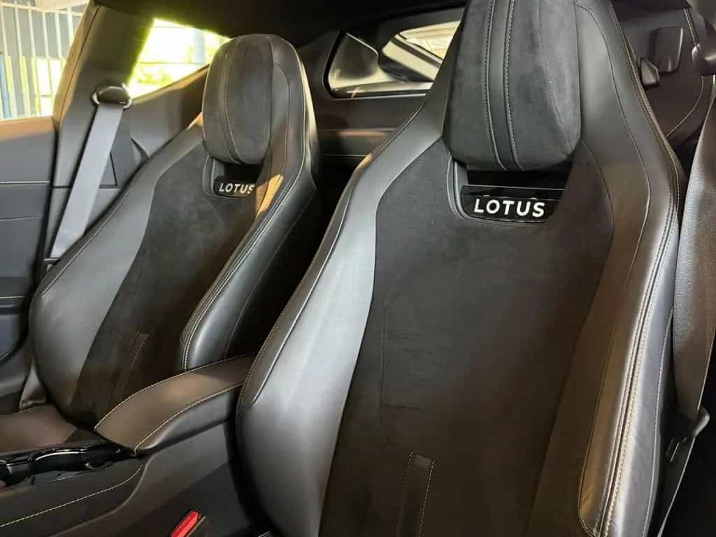 Lotus Emira First Edition Navi LED Einparkhilfe 04/2025-photo-11