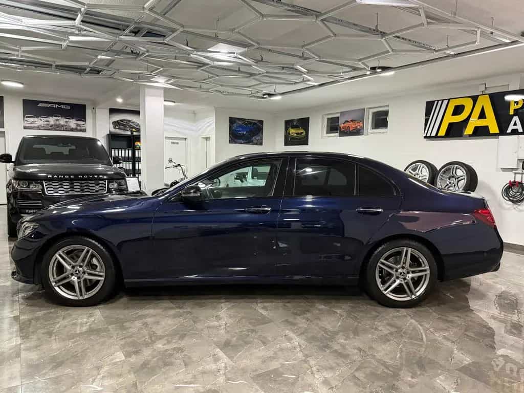 Mercedes-Benz E-Class 200 Lim. Avantgarde Night Keyless Standheiz. 11/2018-photo-1