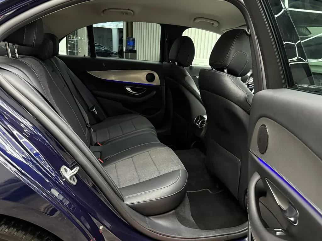 Mercedes-Benz E-Class 200 Lim. Avantgarde Night Keyless Standheiz. 11/2018-photo-14
