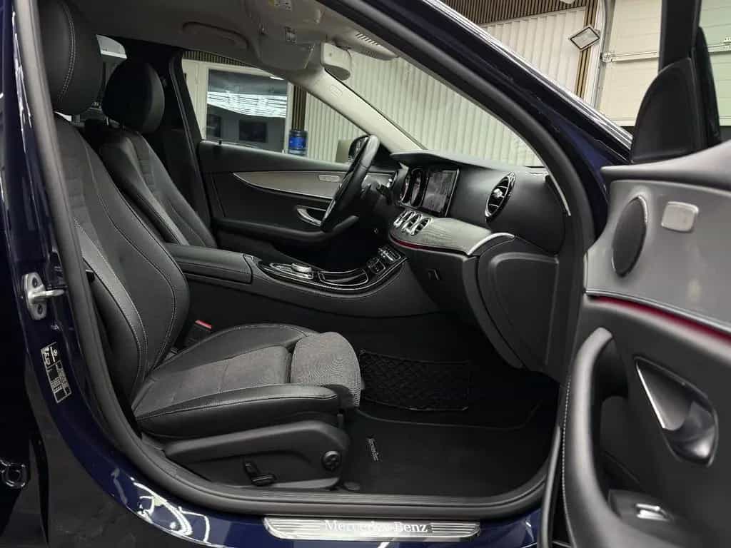Mercedes-Benz E-Class 200 Lim. Avantgarde Night Keyless Standheiz. 11/2018-photo-15