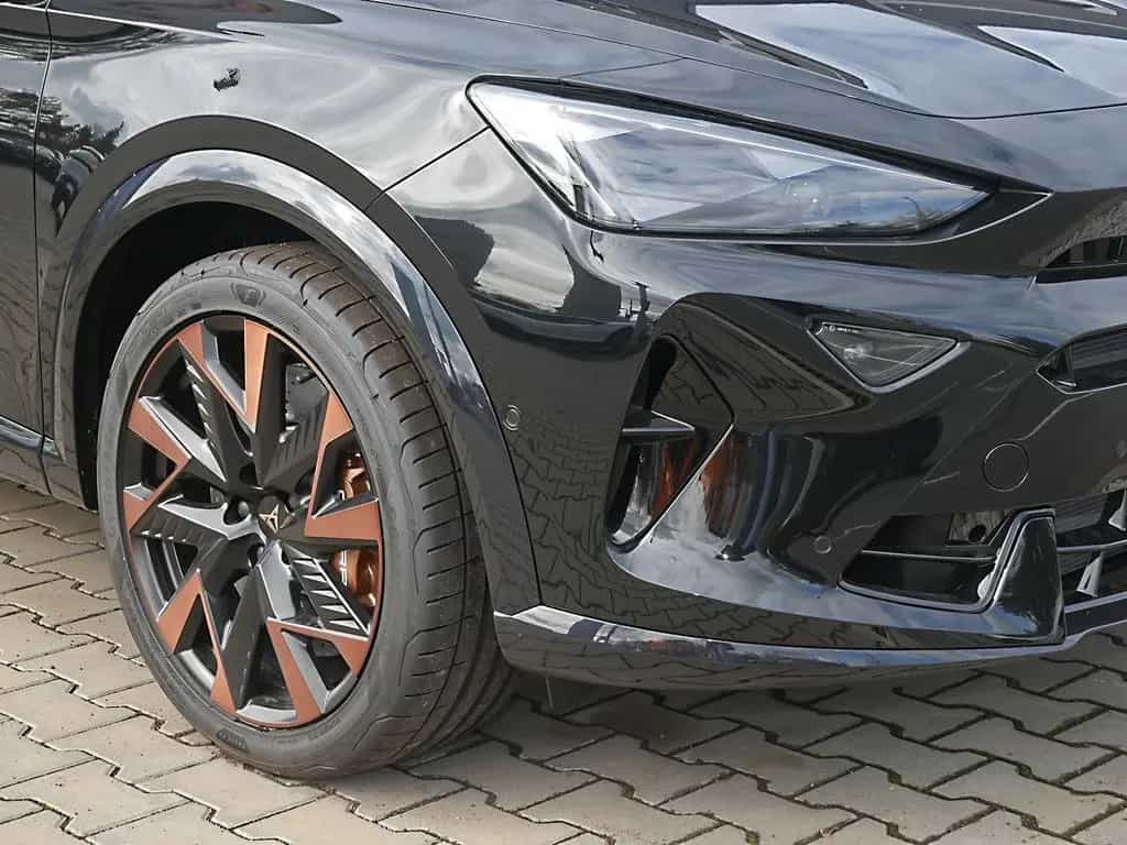 Cupra Formentor VZ 2.0 TSI 4D Extreme DSG 360° AHK Pan null-photo-10