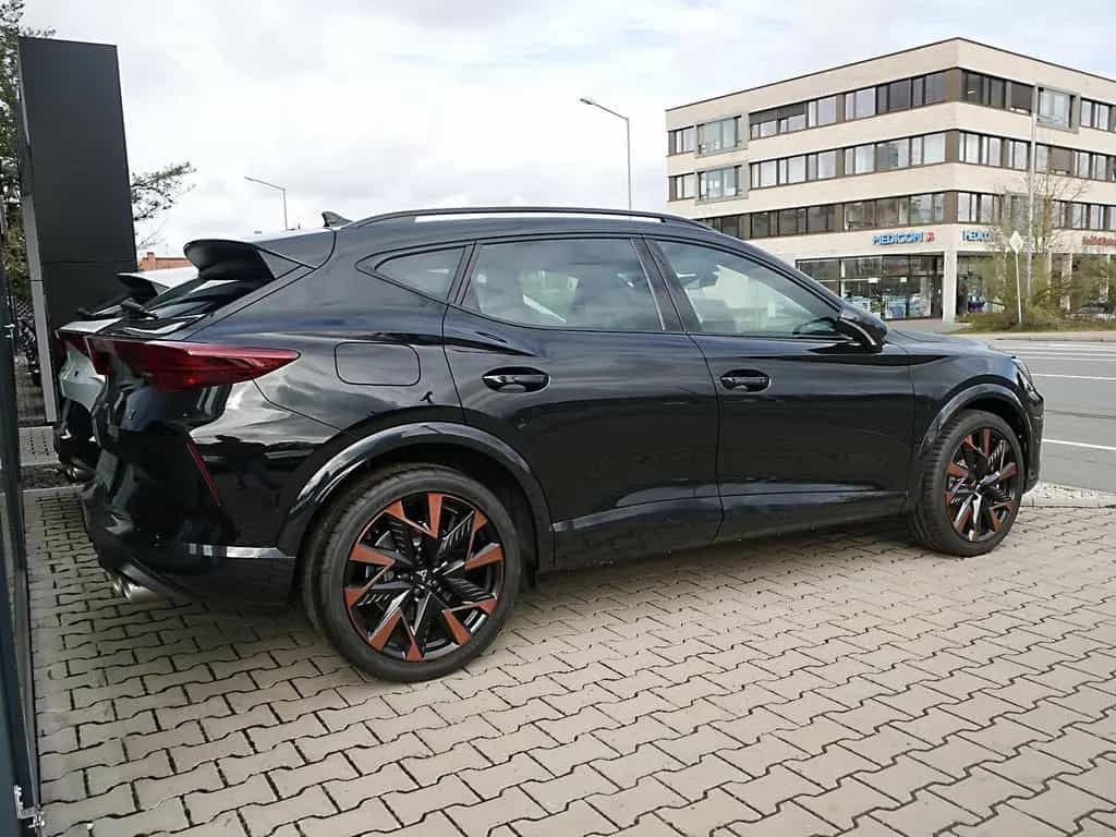 Cupra Formentor VZ 2.0 TSI 4D Extreme DSG 360° AHK Pan null-photo-2