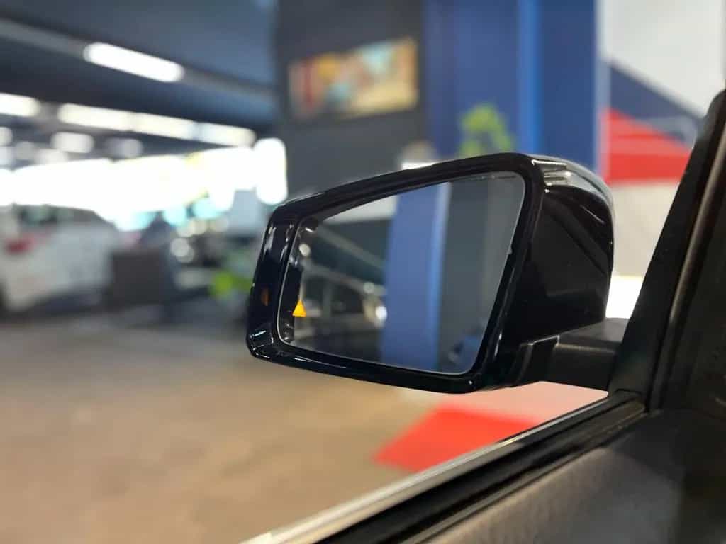 Mercedes-Benz GLA 180 /R-KAM/ACC/LED/TOTWINKEL/Wenig Kilometer 06/2019-photo-22