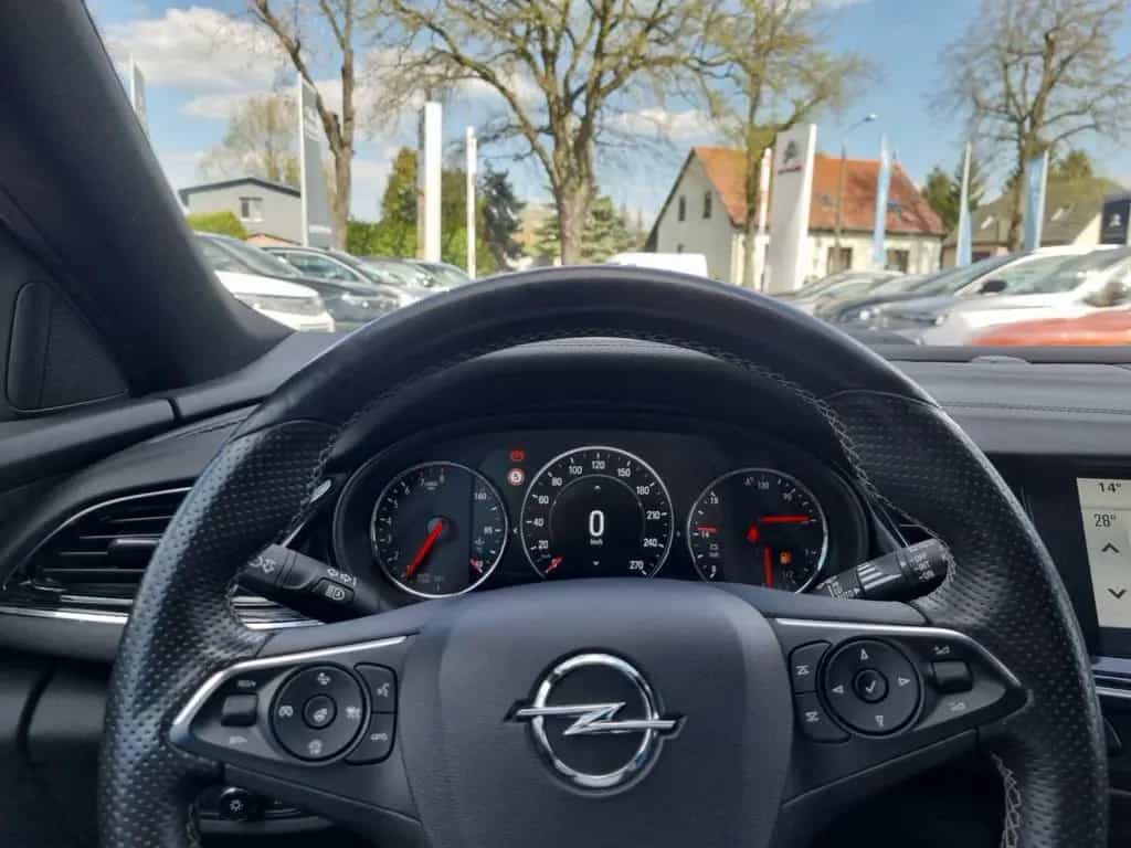 Opel Insignia ST 1.5 Ultimate Matrix/Navi/SHZ/Kamera 07/2018-photo-8